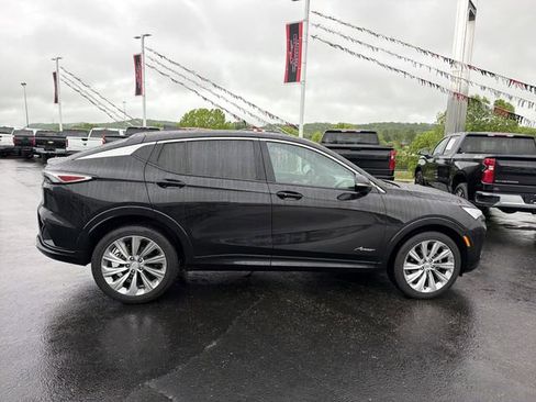 Used 2024 Buick Envista Avenir FWD image 3