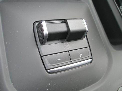 New 2026 GMC Sierra 2500 AT4 w/ AT4 Premium Plus Package AWD/4WD image 20