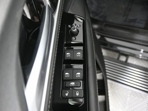 New 2026 Jeep Grand Wagoneer L Limited image 20