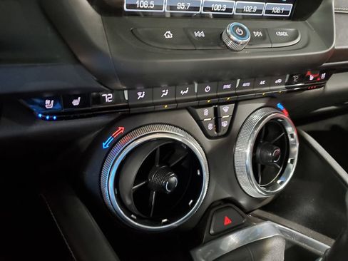 Used 2016 Chevrolet Camaro LT RWD image 28