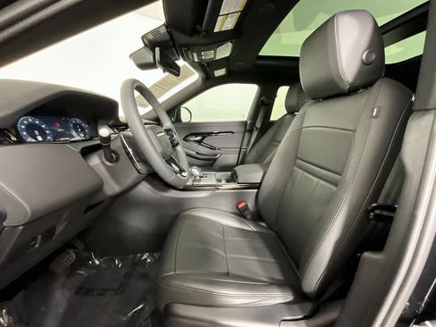 Used 2026 Land Rover Range Rover Evoque S image 16