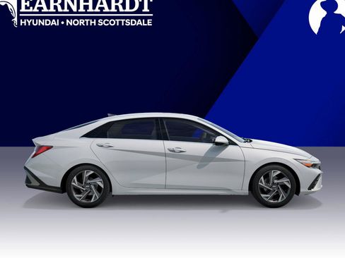 New 2026 Hyundai Elantra Limited FWD image 7
