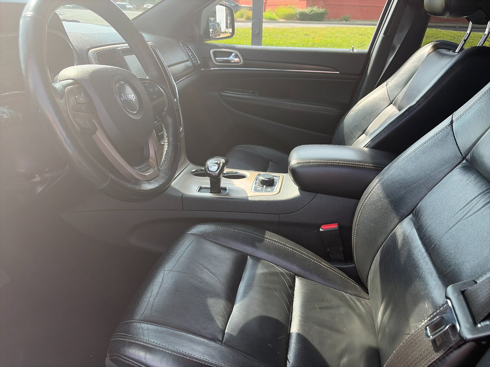 Used 2014 Jeep Grand Cherokee Limited AWD/4WD image 11