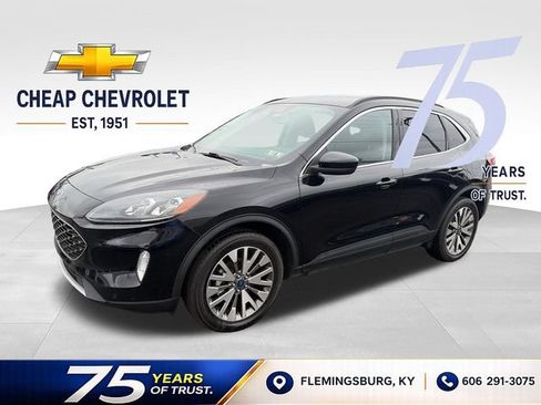 Used 2022 Ford Escape Titanium AWD/4WD image 1