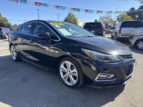 Used 2016 Chevrolet Cruze Premier image 9