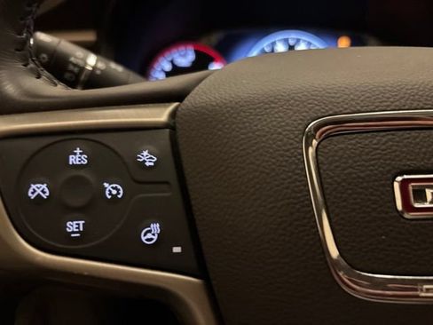 Used 2019 GMC Acadia Denali w/ Technology Package AWD/4WD image 16