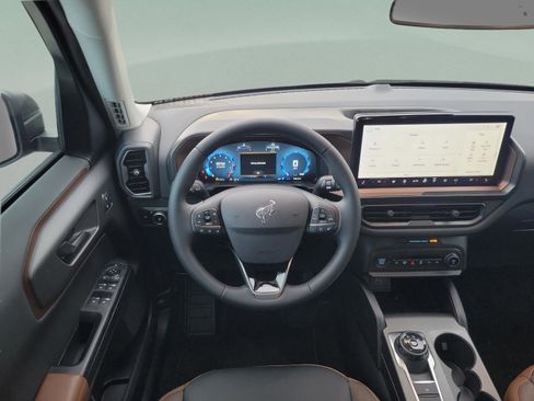 New 2025 Ford Bronco Sport Outer Banks image 23