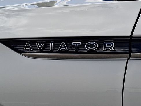 Certified 2023 Lincoln Aviator Black Label w/ Dynamic Handling Package AWD/4WD image 31