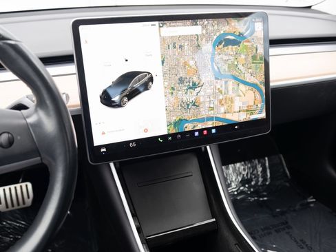 Used 2018 Tesla Model 3 Long Range AWD/4WD image 4