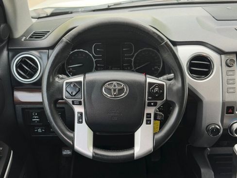 Used 2019 Toyota Tundra Limited w/ Limited Premium Package AWD/4WD image 5