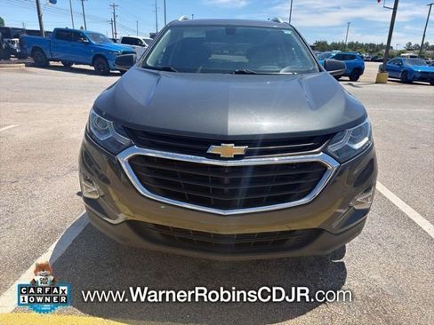 Used 2019 Chevrolet Equinox LT FWD image 2