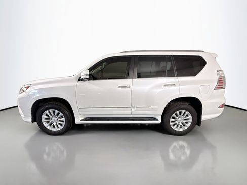 Used 2017 Lexus GX 460 Premium w/ Premium Package AWD/4WD image 6