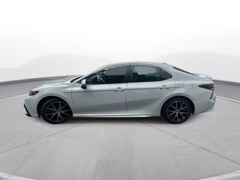Certified 2024 Toyota Camry SE FWD image 9