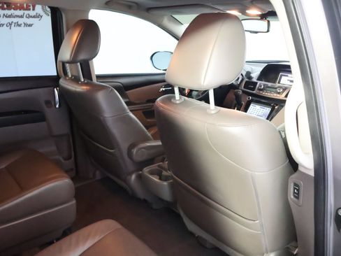 Used 2016 Honda Odyssey Touring image 48