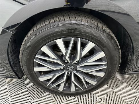 Used 2025 Nissan Altima 2.5 SV image 12