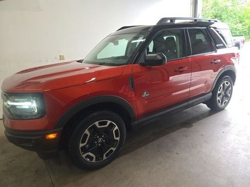 Used 2024 Ford Bronco Sport Outer Banks w/ Tech Package AWD/4WD image 28