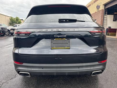 Used 2020 Porsche Cayenne E-Hybrid w/ Premium Plus Package AWD/4WD image 19