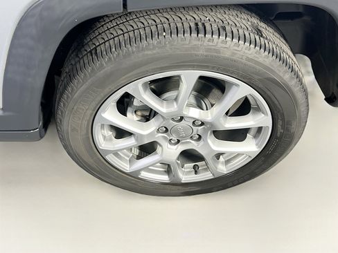 Used 2022 Jeep Compass Latitude image 29