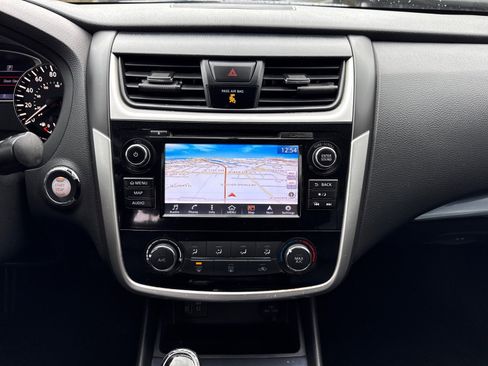 Used 2018 Nissan Altima 2.5 SR w/ SR Special Edition image 22