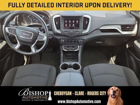Used 2024 GMC Terrain SLE w/ LPO, Floor Liner Package FWD image 3