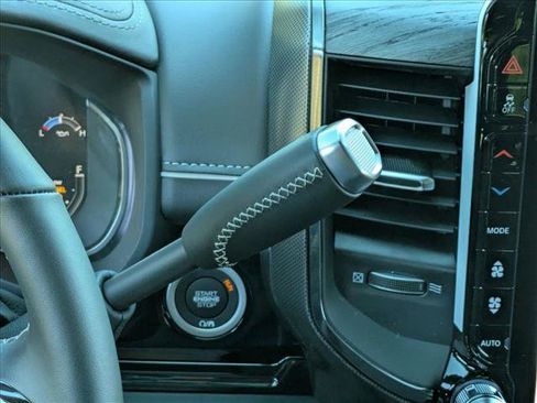 New 2026 RAM 2500 Limited AWD/4WD image 14