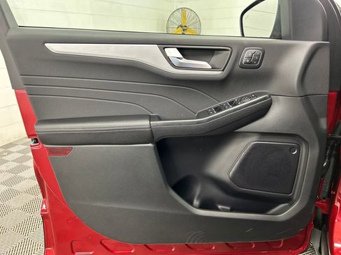 New 2026 Ford Escape Platinum image 15