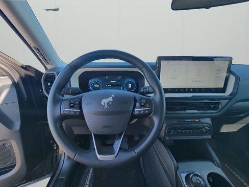 Used 2025 Ford Bronco Sport Heritage w/ Convenience Package image 13