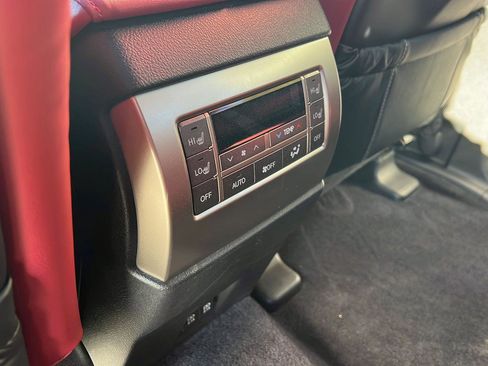 Used 2021 Lexus GX 460 Premium w/ Premium Package image 12