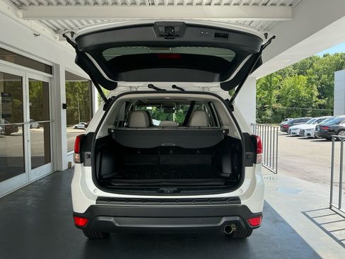 Used 2021 Subaru Forester Limited w/ Popular Package #3 AWD/4WD image 17
