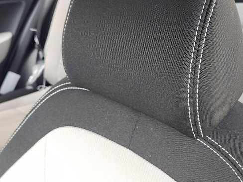 New 2026 Hyundai Venue SEL image 12