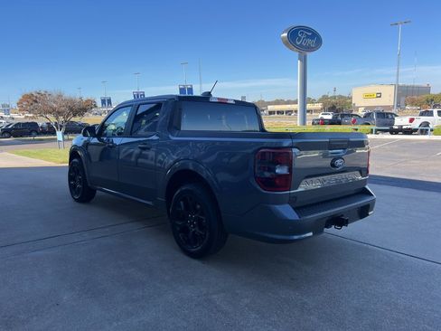 New 2025 Ford Maverick Lobo image 4