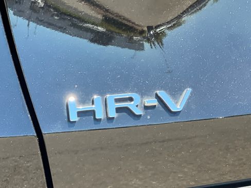 Used 2025 Honda HR-V LX image 31