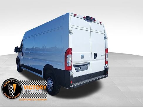 Used 2024 RAM ProMaster 2500 w/ Convenience Group image 15