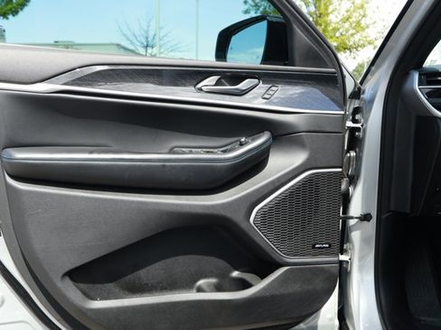 Used 2022 Jeep Grand Cherokee Trailhawk image 29