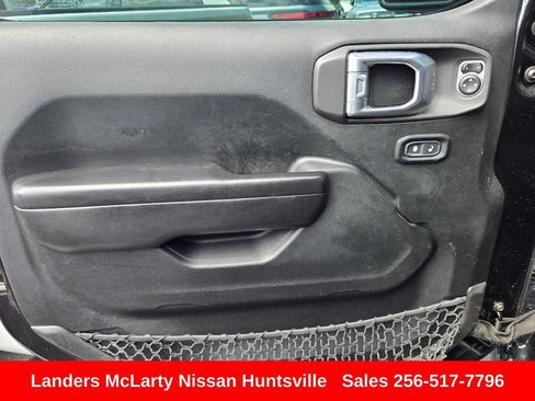 Used 2021 Jeep Wrangler Unlimited Sport AWD/4WD image 22