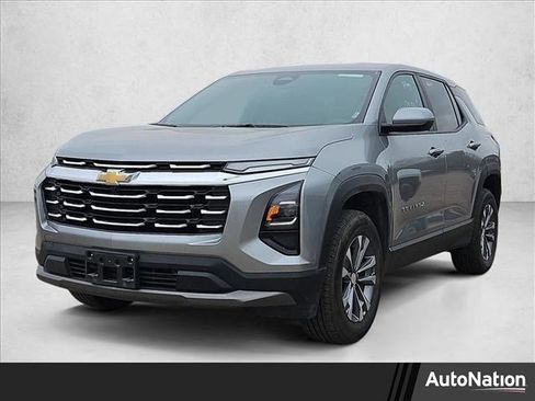 Used 2025 Chevrolet Equinox LT image 1