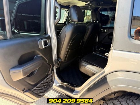 Used 2018 Jeep Wrangler Unlimited Sport S AWD/4WD image 26