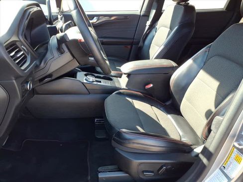 Used 2023 Ford Escape ST-Line w/ Cold Weather Package image 2