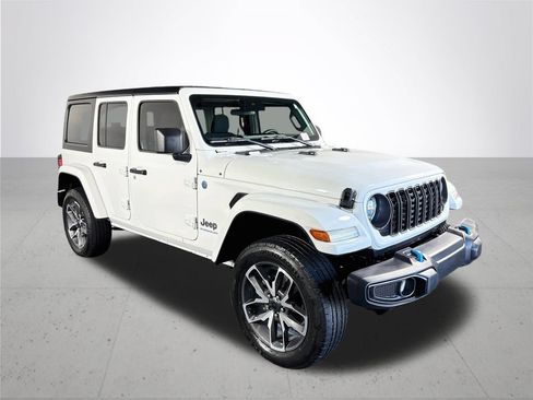 Certified 2024 Jeep Wrangler Unlimited AWD/4WD image 5