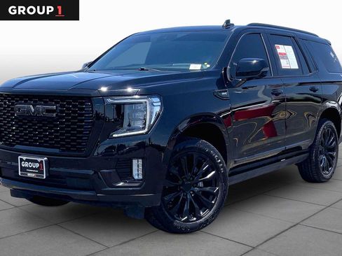 Used 2021 GMC Yukon Denali w/ Denali Premium Package AWD/4WD image 1