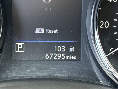 Certified 2019 Nissan Rogue Sport SV FWD image 42