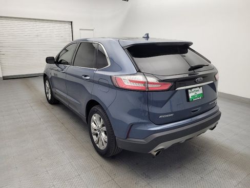 Used 2019 Ford Edge Titanium w/ Cold Weather Package AWD/4WD image 5