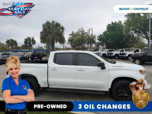 Used 2024 Chevrolet Silverado 1500 RST AWD/4WD image 3