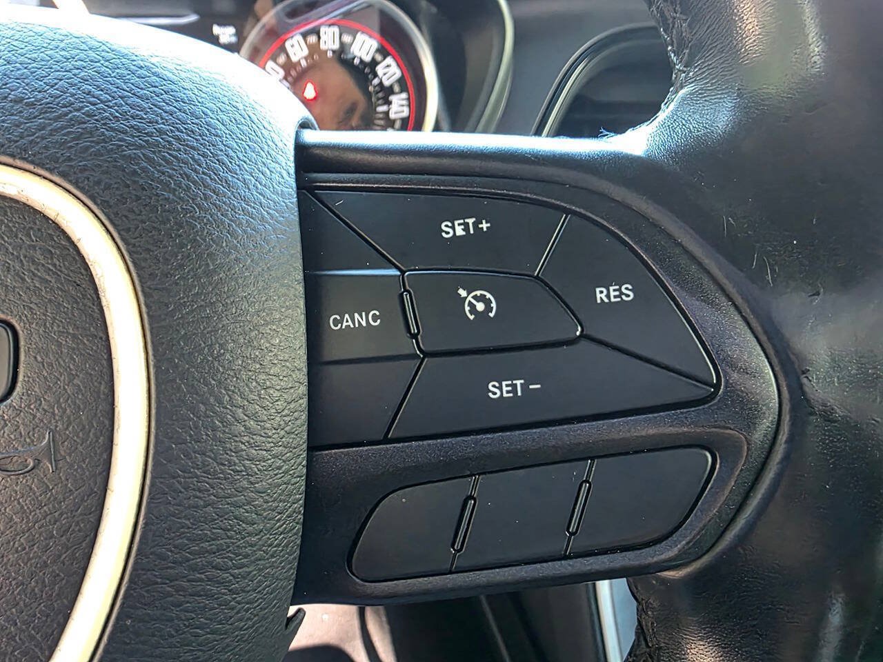 Used 2020 Dodge Challenger SXT RWD image 21