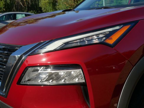 Certified 2023 Nissan Rogue SV AWD/4WD image 16