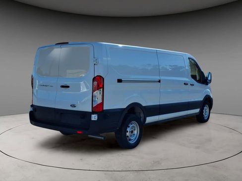 New 2025 Ford Transit 250 Low Roof RWD image 5