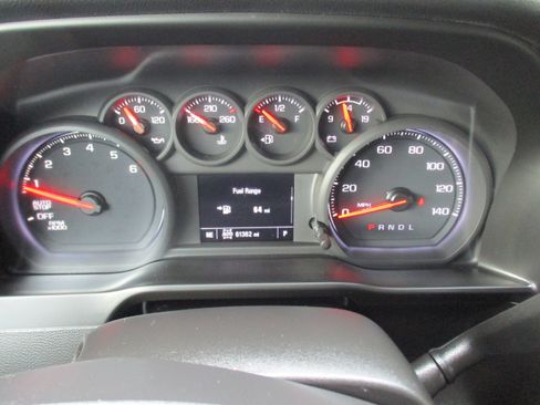 Certified 2022 Chevrolet Silverado 1500 Custom Trail Boss AWD/4WD image 17