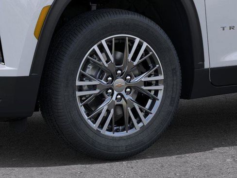 New 2026 Chevrolet Traverse LT w/ Driver Confidence Package image 9