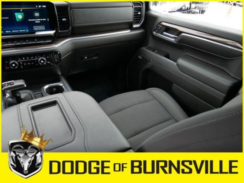 Used 2022 Chevrolet Silverado 1500 RST image 18