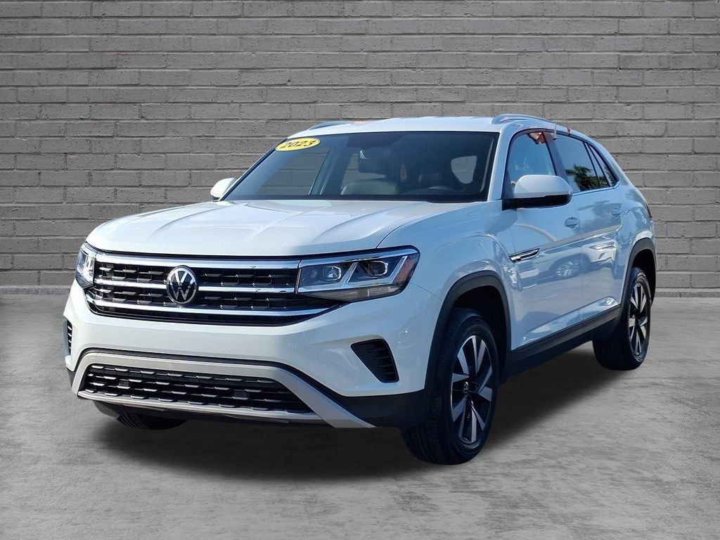 Used 2023 Volkswagen Atlas Cross Sport SE FWD image 4